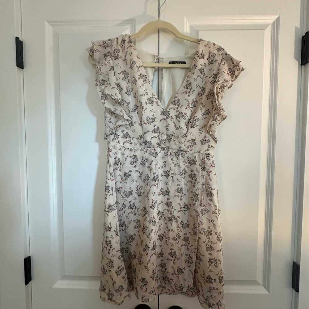 Floral short summer dress